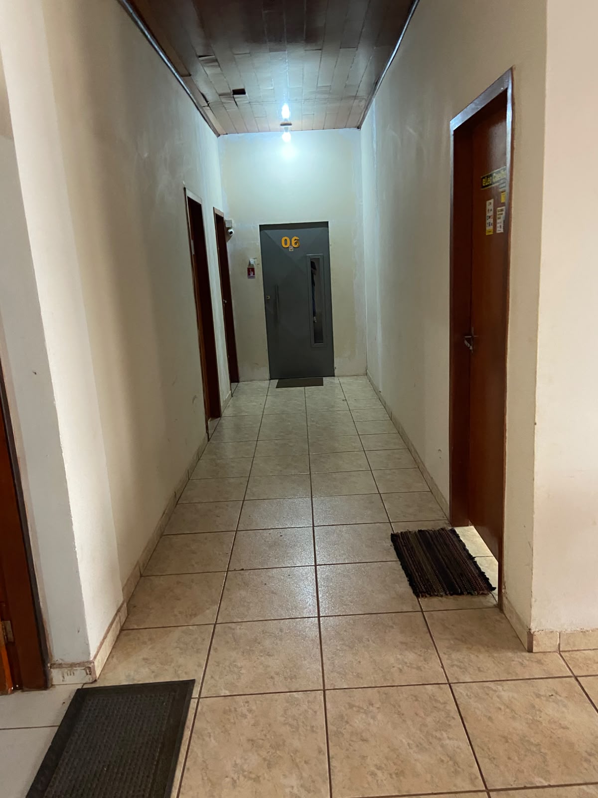 Corredor de acesso às salas